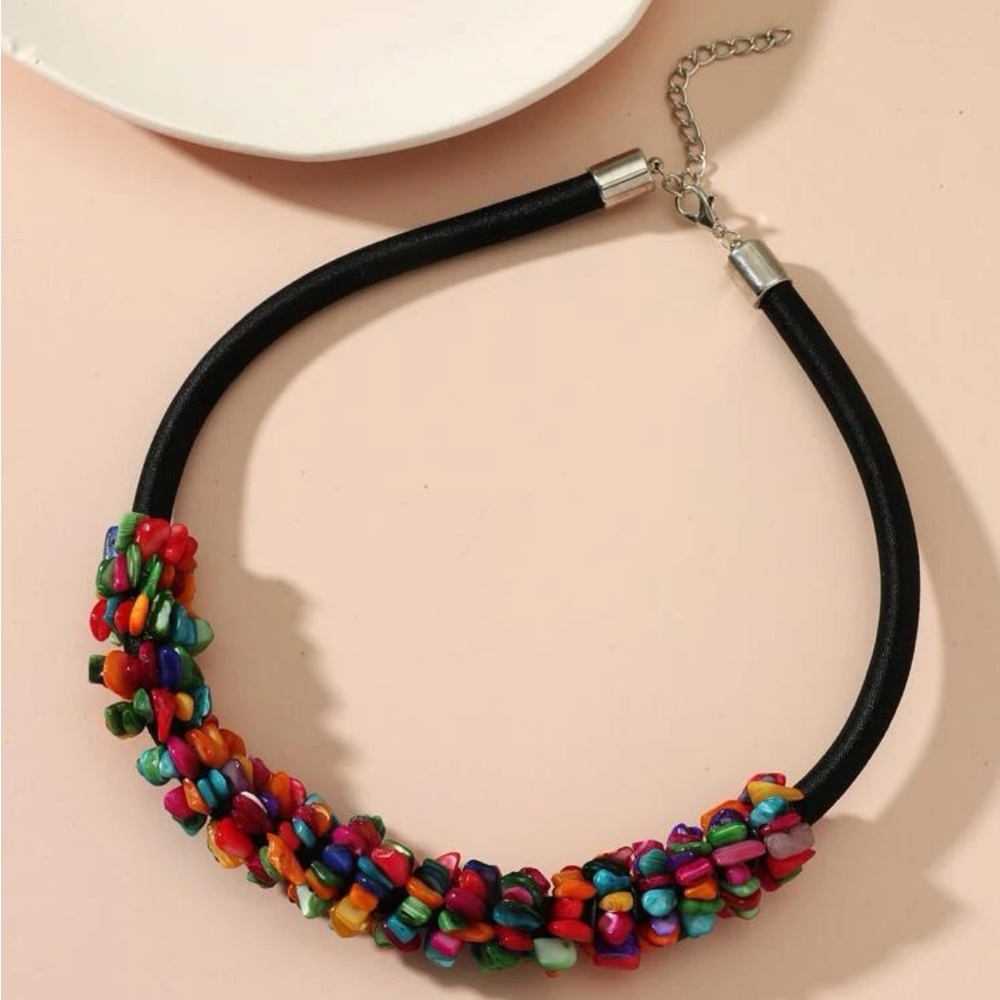 Natural Multicolored Shell Necklace - Picture 2 of 6